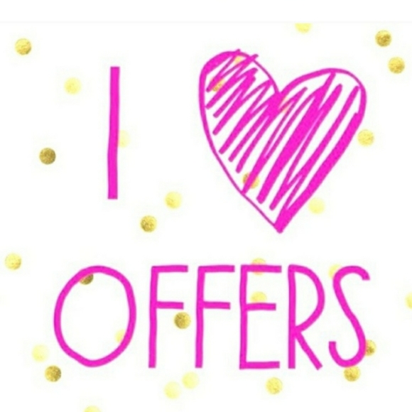 Meet your Poshmark Ambassador 2 Seller, Kimberly - Picture 7 of 8